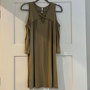 Cold shoulder mini dress - Olive Green